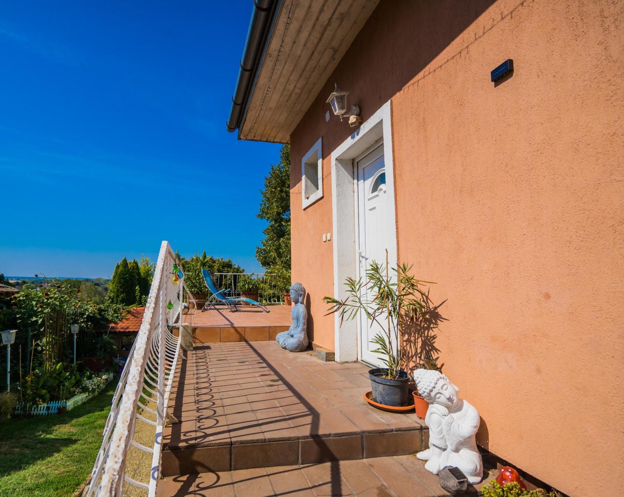 Katica Vendeghaz Apartment Siofok Exterior photo