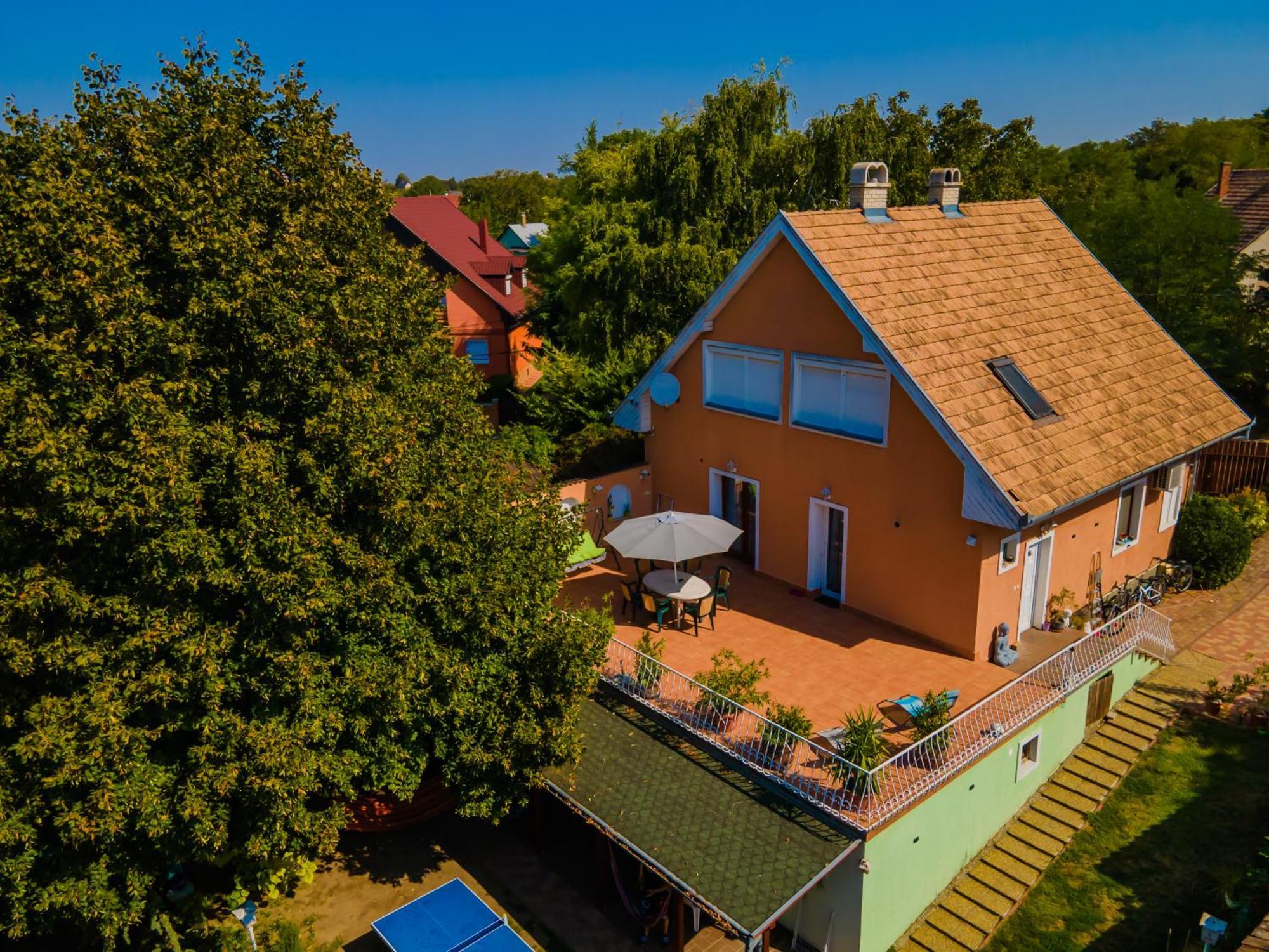 Katica Vendeghaz Apartment Siofok Exterior photo